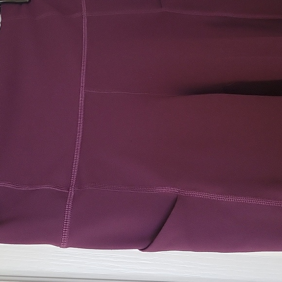 Fabletics Burgundy Pure Lux athletic pants Small - Picture 3 of 11